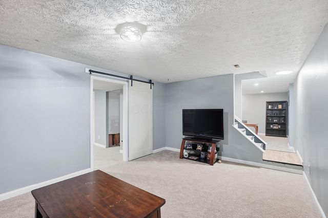 5242 Columbine Court, Columbus, OH 43230