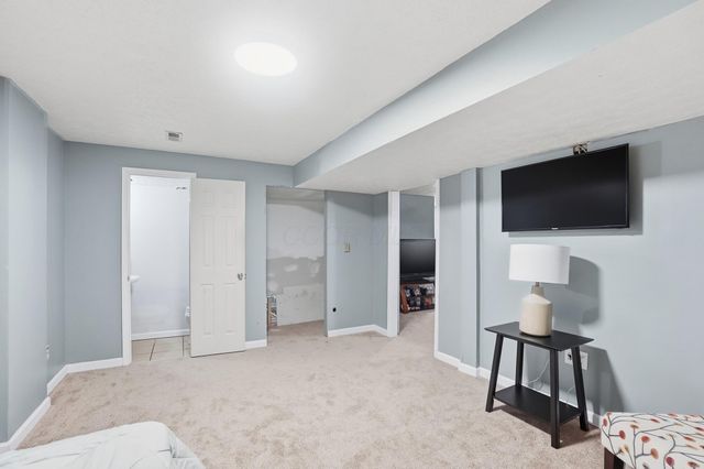 5242 Columbine Court, Columbus, OH 43230