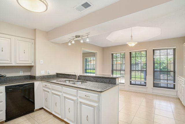 802 Pebblebrook Drive, Allen, TX 75002