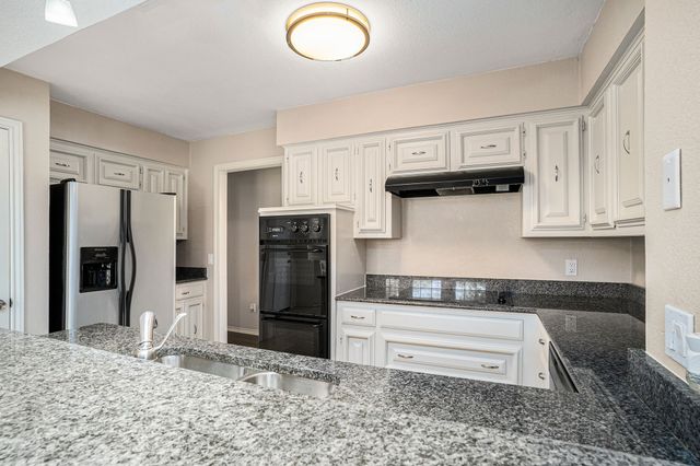 802 Pebblebrook Drive, Allen, TX 75002