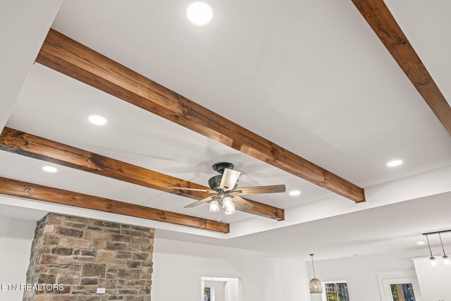 335 Rocky Top Rd, Monterey, TN 38574