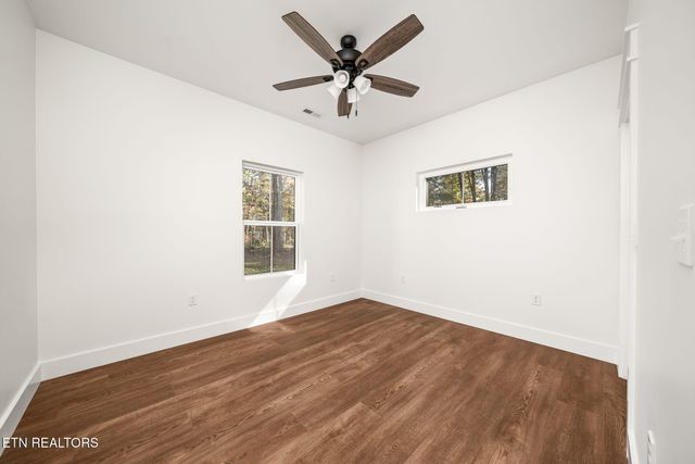 335 Rocky Top Rd, Monterey, TN 38574