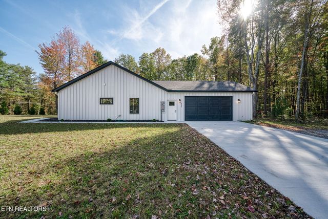 335 Rocky Top Rd, Monterey, TN 38574