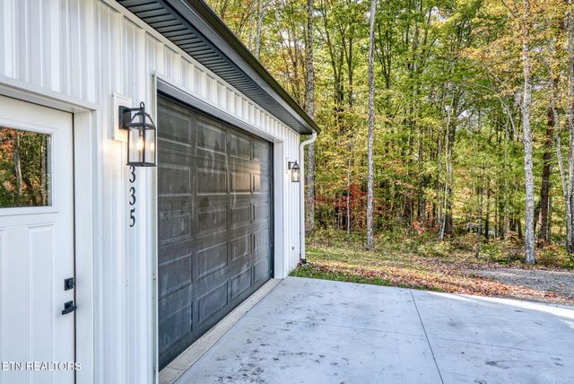 335 Rocky Top Rd, Monterey, TN 38574