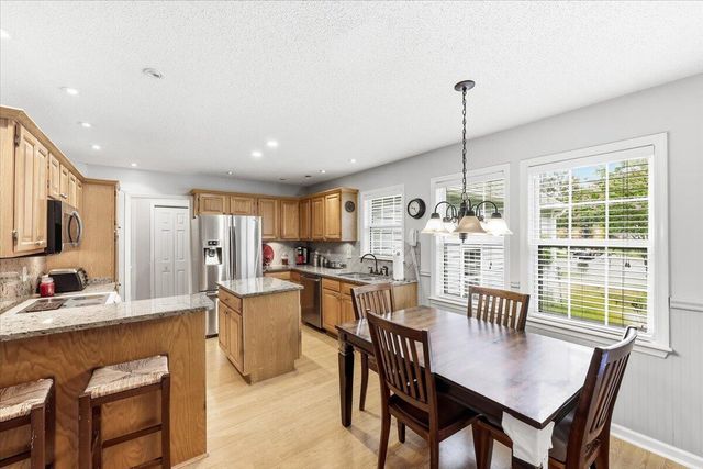 1012 Crooked Stick Court, Summerville, SC 29483