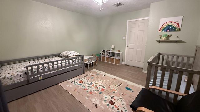 3812 Laura Leigh Drive, Friendswood, TX 77546