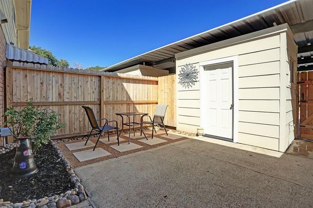 3812 Laura Leigh Drive, Friendswood, TX 77546