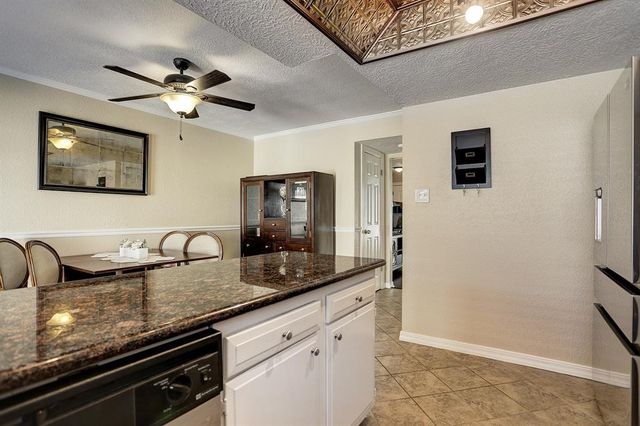 3812 Laura Leigh Drive, Friendswood, TX 77546