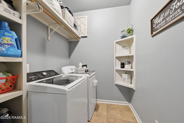 301 Tealbrook Drive, Scott, LA 70583