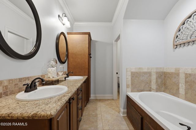 301 Tealbrook Drive, Scott, LA 70583