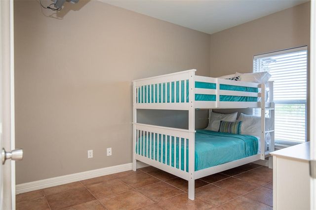 2915 S 11th St 202, Port Aransas, TX 78373