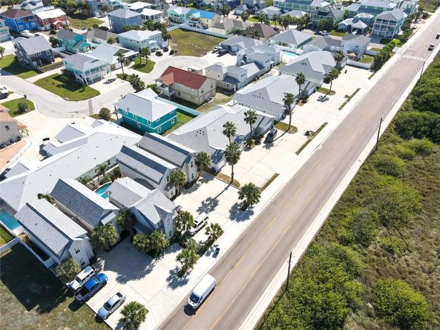 2915 S 11th St 202, Port Aransas, TX 78373