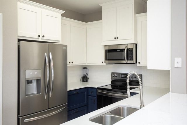 2915 S 11th St 202, Port Aransas, TX 78373