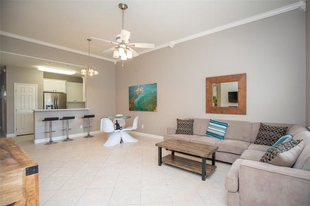 2915 S 11th St 202, Port Aransas, TX 78373