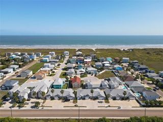 2915 S 11th St 202, Port Aransas, TX 78373