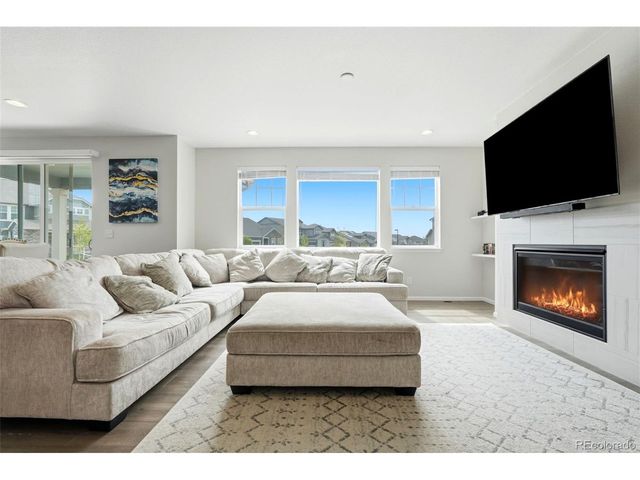 6802 S Uriah St, Aurora, CO 80016