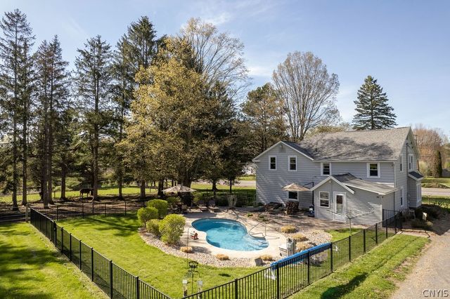 3910 West Seneca, Onondaga, NY 13215