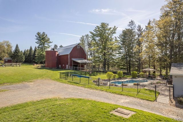 3910 West Seneca, Onondaga, NY 13215