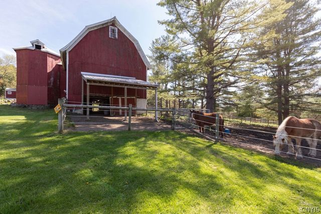 3910 West Seneca, Onondaga, NY 13215
