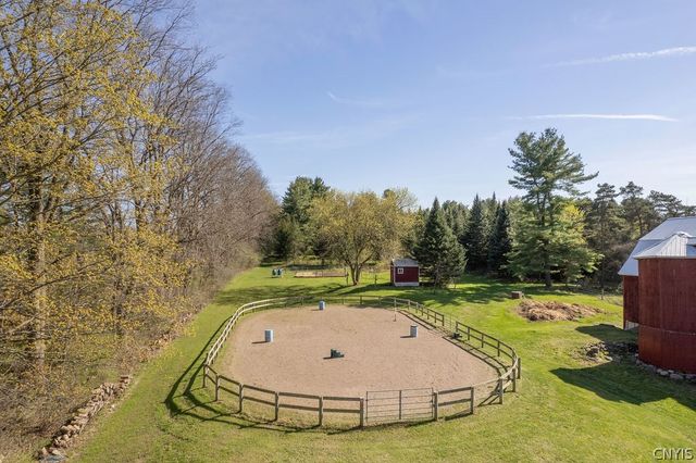 3910 West Seneca, Onondaga, NY 13215