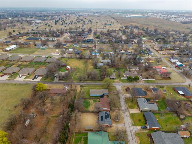 817 S Pauline Avenue, El Reno, OK 73036
