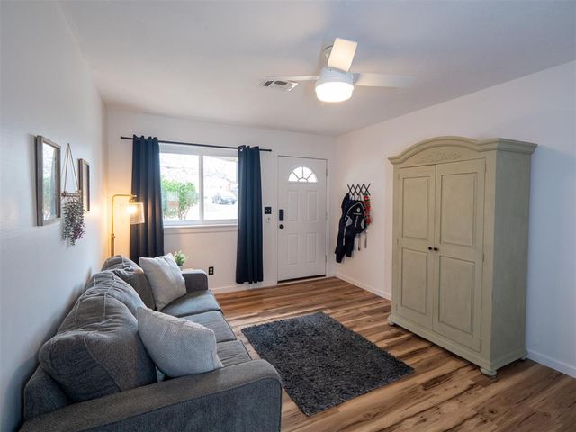 817 S Pauline Avenue, El Reno, OK 73036