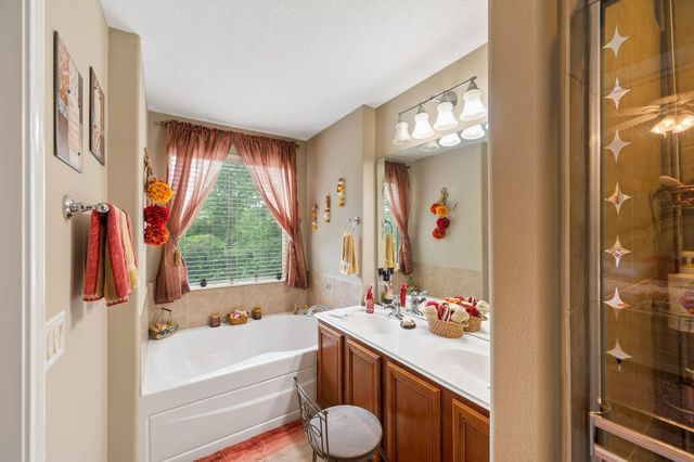 13600 Breton Ridge 25E, Houston, TX 77070