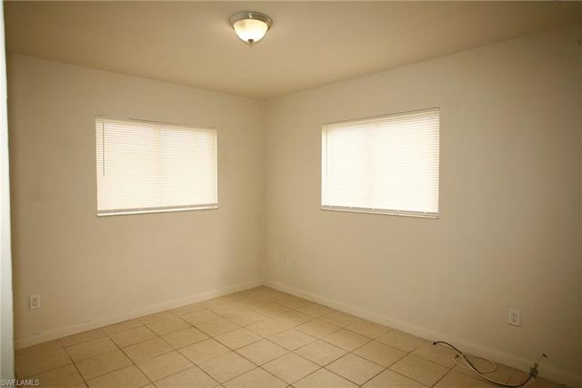 122 Gordon AVE S, Lehigh Acres, FL 33973