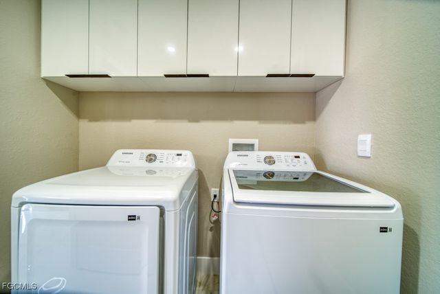 2014 NW 17th AVE, Cape Coral, FL 33993