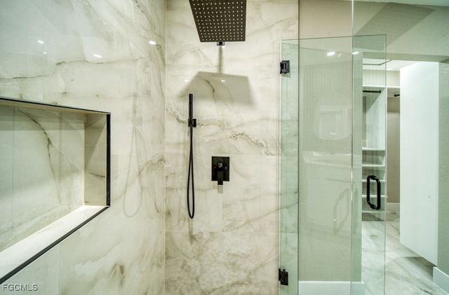 2014 NW 17th AVE, Cape Coral, FL 33993