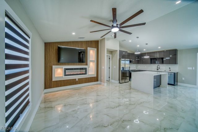 2014 NW 17th AVE, Cape Coral, FL 33993