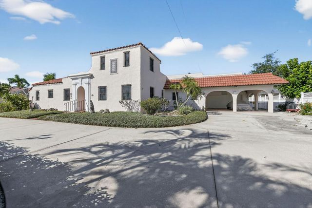 328 SORRENTO STREET, Venice, FL 34285