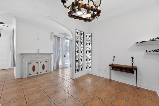 328 SORRENTO STREET, Venice, FL 34285