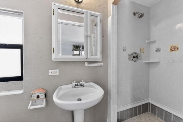 328 SORRENTO STREET, Venice, FL 34285