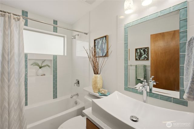 7630 129th Avenue SE, Newcastle, WA 98056
