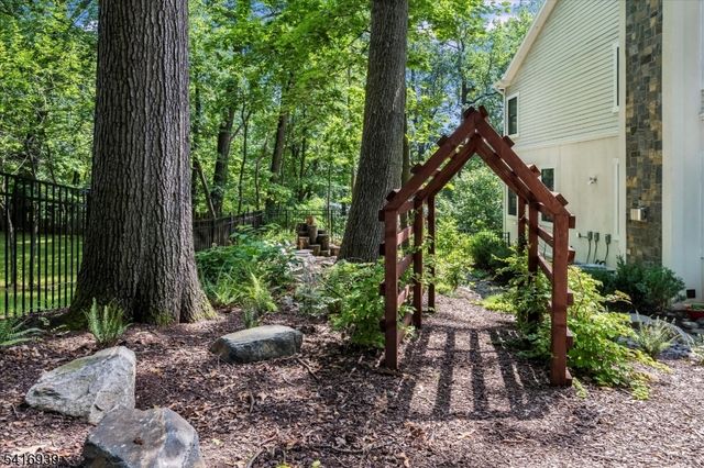 119 Stonebridge Rd, Montclair Twp., NJ 07042