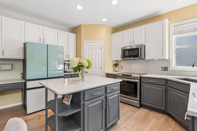 16393 78th Avenue N, Maple Grove, MN 55311