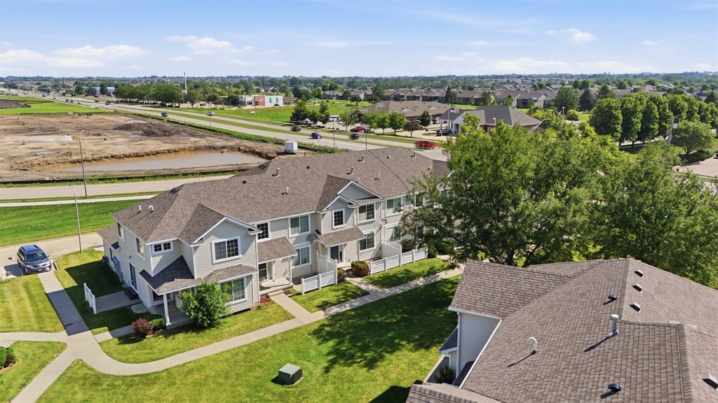 Image 18 of property listing at 2713 NW Heritage Avenue, Ankeny, IA 50023