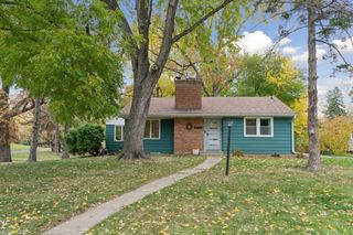 3230 Lee Avenue N, Golden Valley, MN 55422