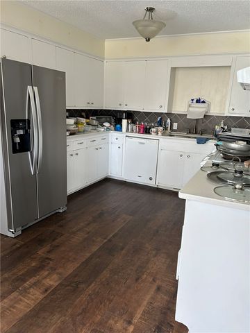 100 N Fairbanks Avenue, Russellville, AR 72801