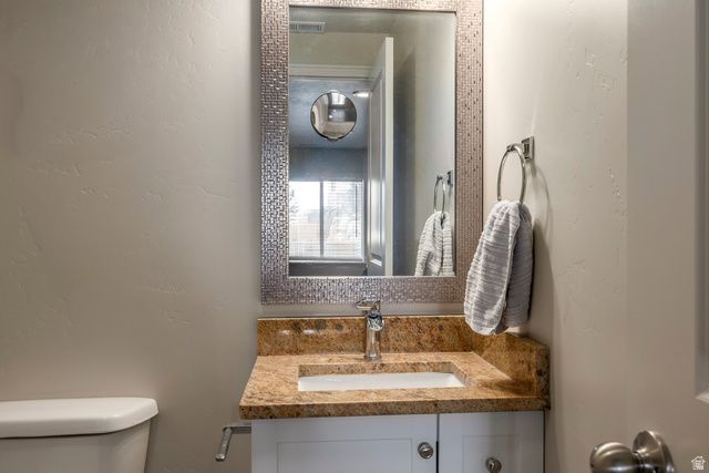 688 W GALLANT DR, Bluffdale, UT 84065