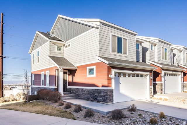 688 W GALLANT DR, Bluffdale, UT 84065