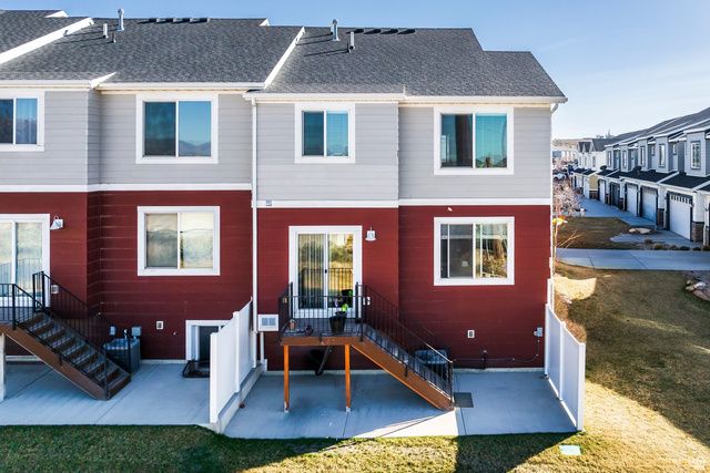 688 W GALLANT DR, Bluffdale, UT 84065