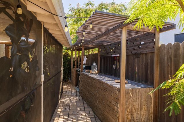 7230 Linda Sue Way, Citrus Heights, CA 95621