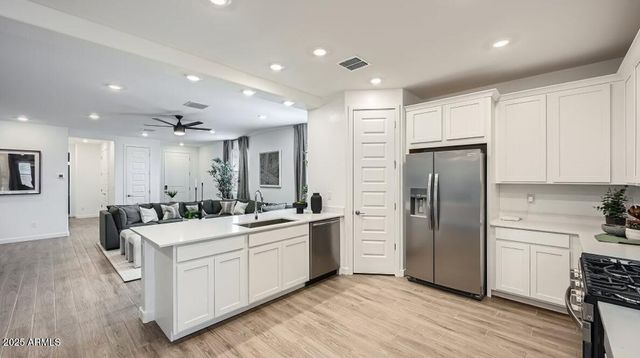 4558 E KENNETH Lane, San Tan Valley, AZ 85143