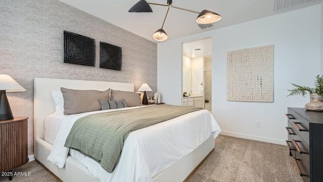 4558 E KENNETH Lane, San Tan Valley, AZ 85143