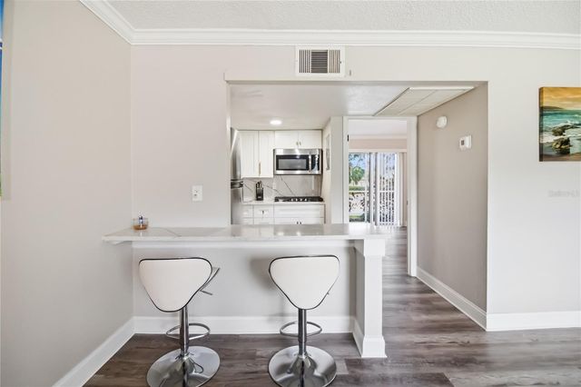 127 OYSTER BAY CIRCLE 110, Altamonte Springs, FL 32701