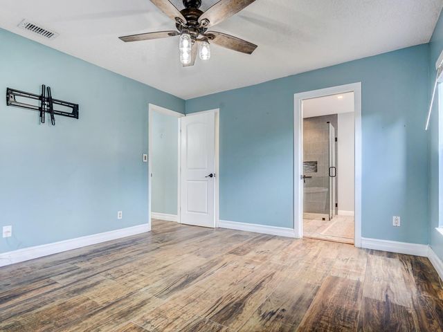 5700 SW 115TH Avenue, Cooper City, FL 33330