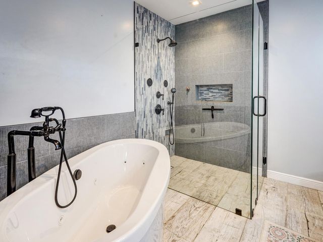 5700 SW 115TH Avenue, Cooper City, FL 33330