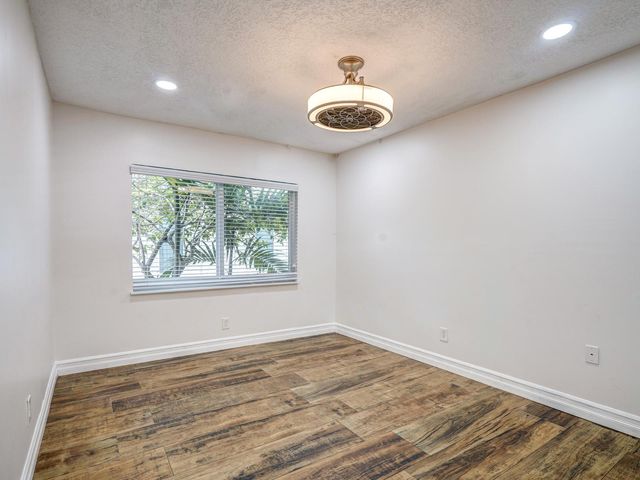 5700 SW 115TH Avenue, Cooper City, FL 33330